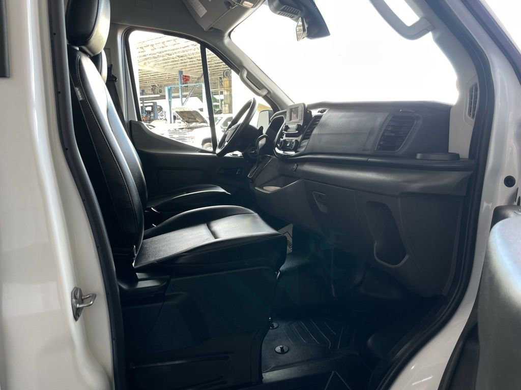 Used 2022 Ford Transit 150 Medium Roof image 15