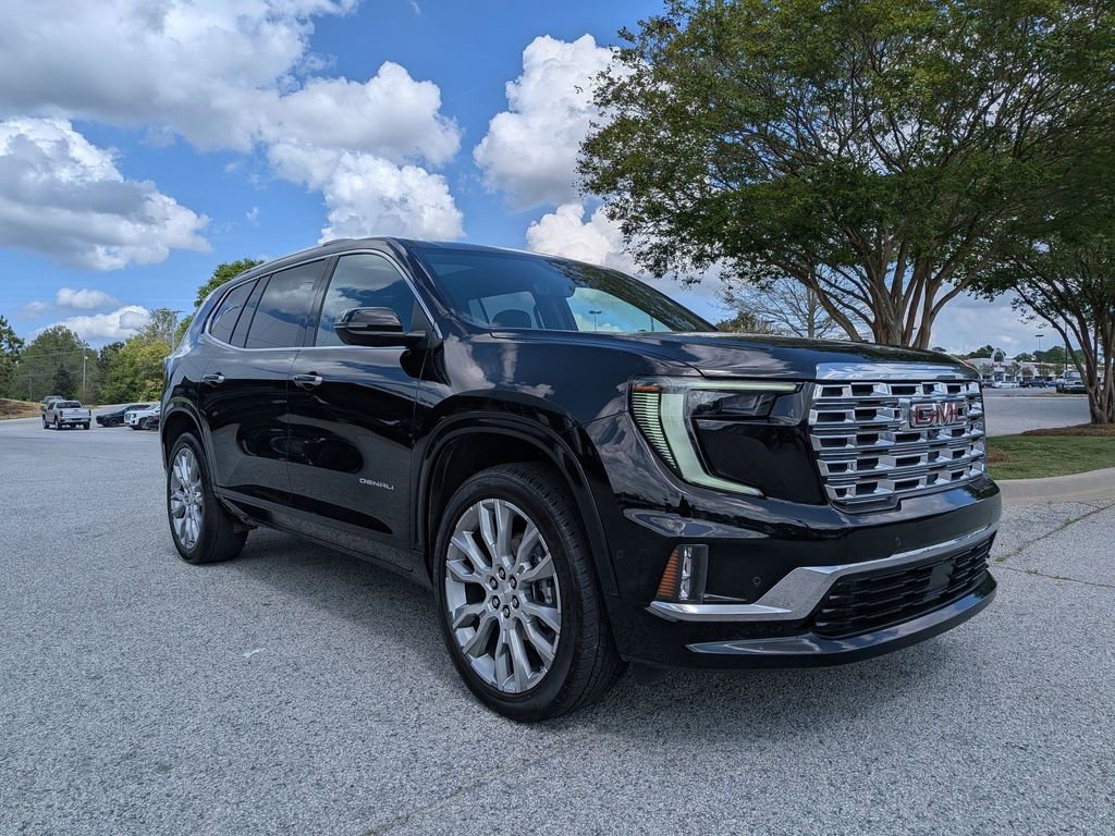 Used 2024 GMC Acadia Denali w/ Super Cruise Package image 2