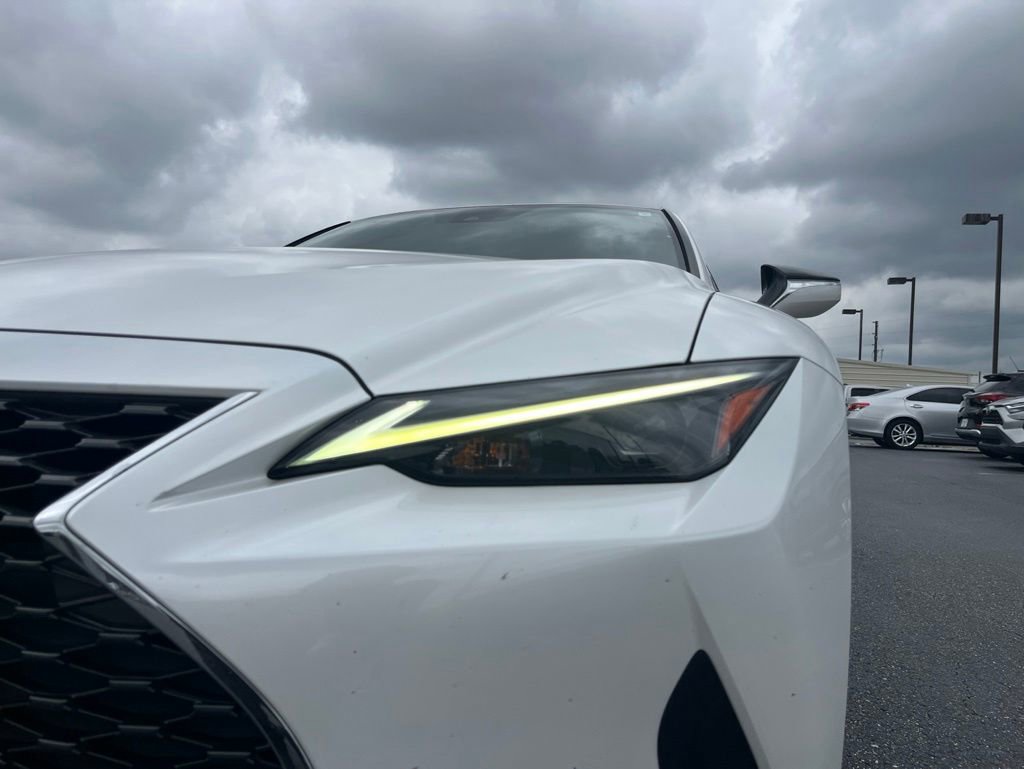 Used 2022 Lexus IS 300 w/ Accessory Package RWD image 14