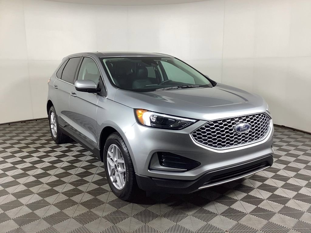 Used 2024 Ford Edge SEL