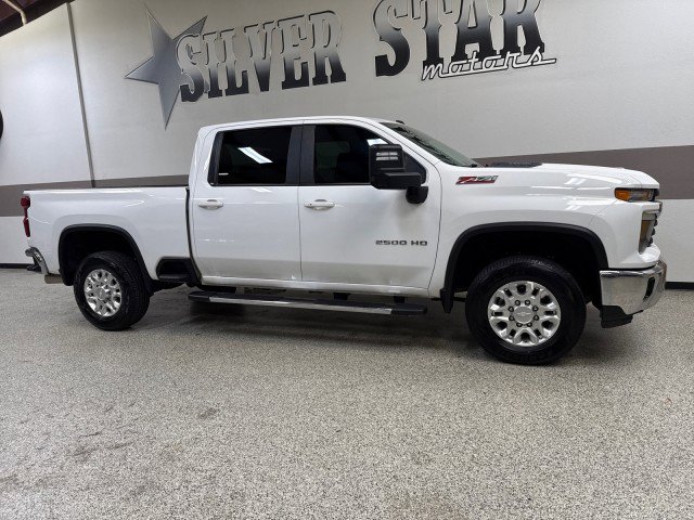 Used 2024 Chevrolet Silverado 2500 LT image 45