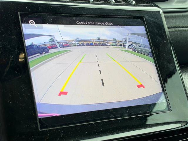 Used 2023 Jeep Grand Cherokee L Laredo RWD image 13