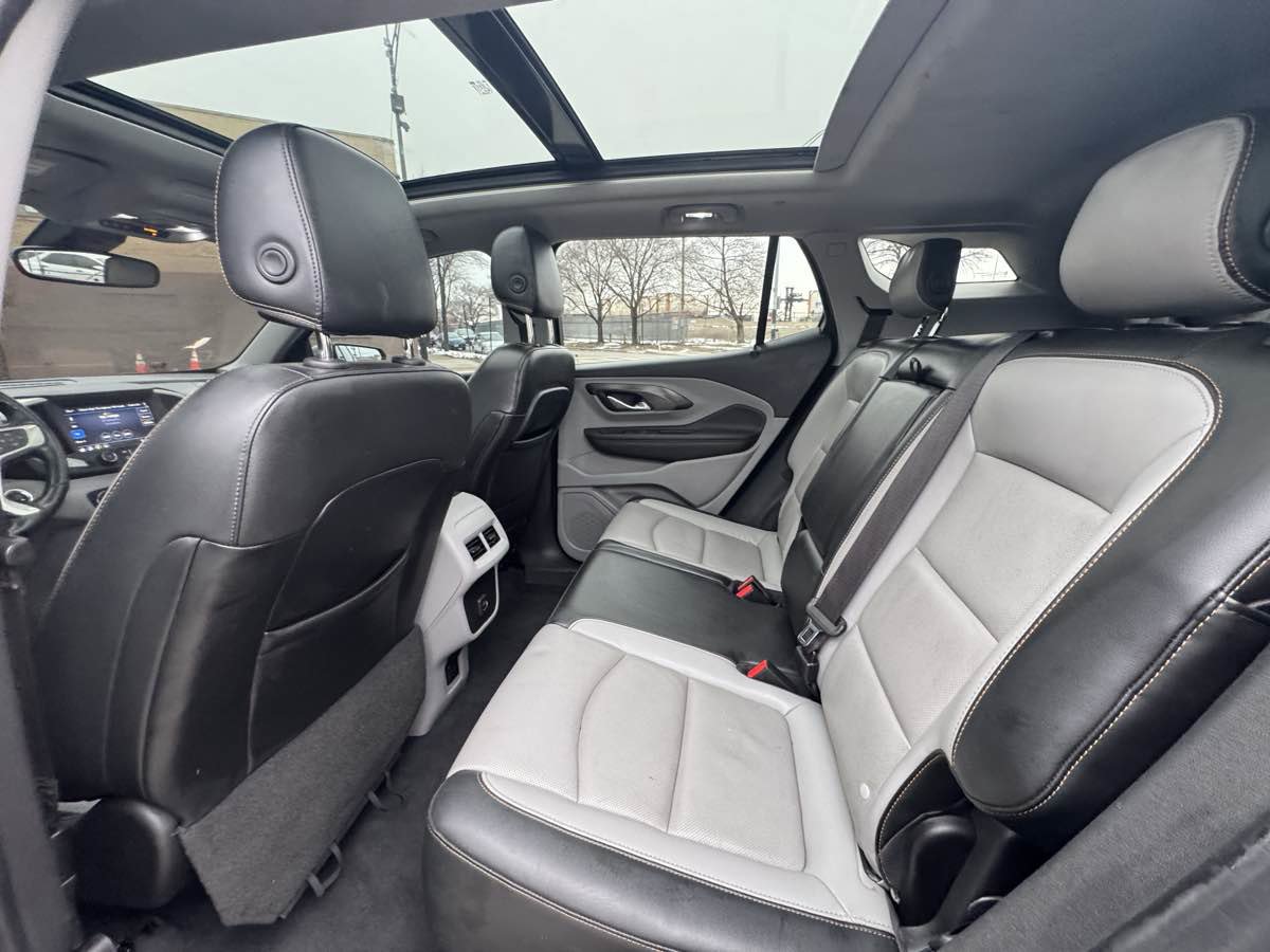 Used 2019 GMC Terrain SLT w/ Preferred Package image 19