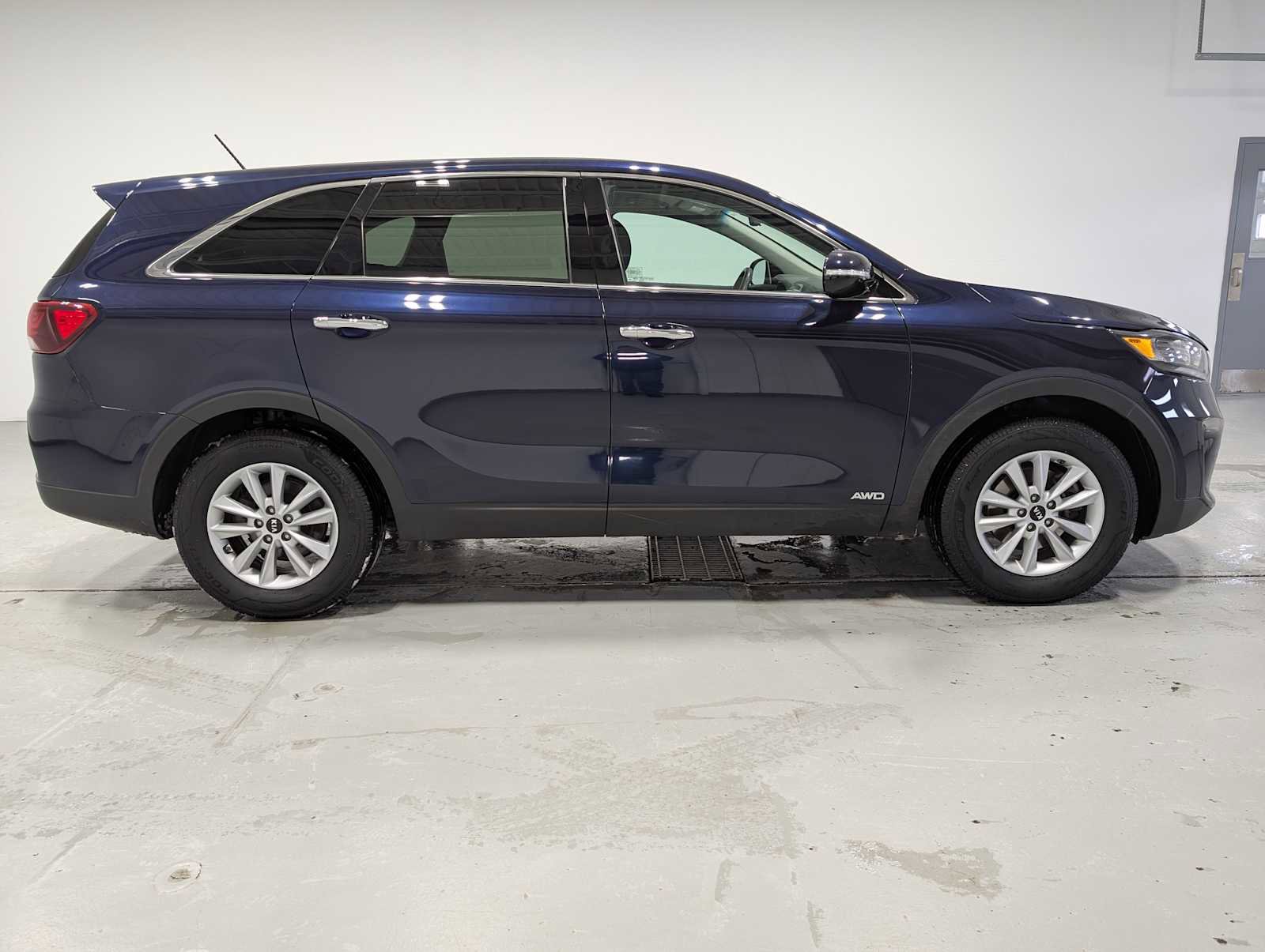 Used 2020 Kia Sorento LX image 7