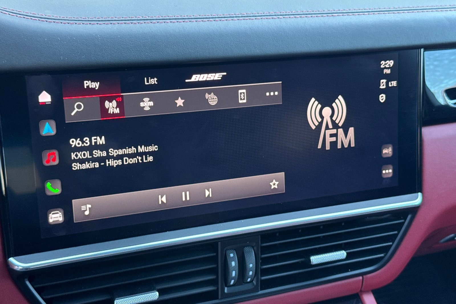 Used 2022 Porsche Cayenne S image 17