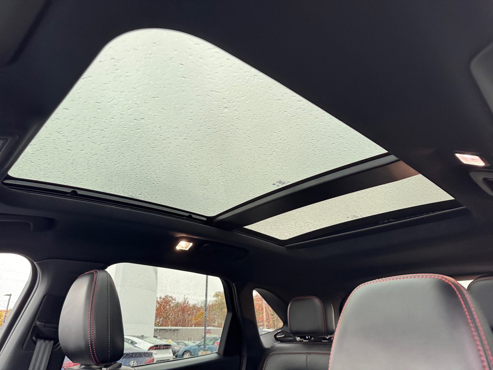 New 2025 Ford Escape ST-Line Select w/ Tech Pack #2 image 31