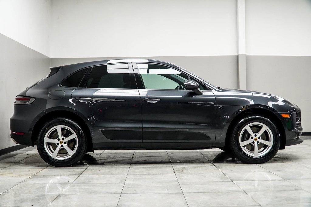Used 2019 Porsche Macan Base image 6