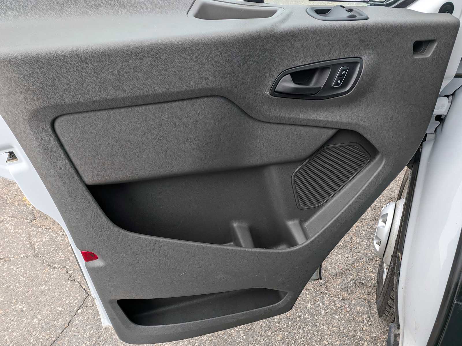 Certified 2024 Ford Transit 350 XLT image 17