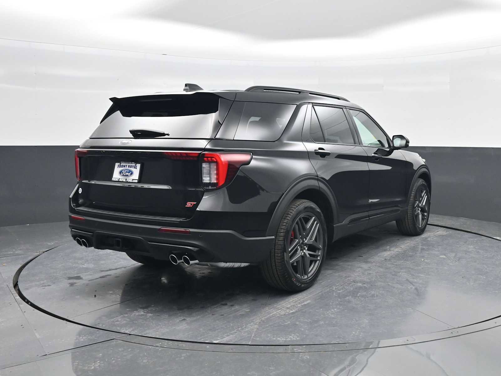New 2026 Ford Explorer ST w/ Sun And Sound Package image 7