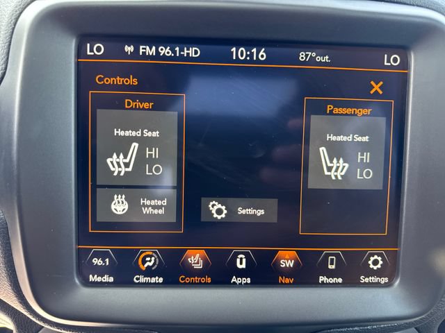 Used 2023 Jeep Renegade Limited w/ Sun/Sound Group AWD/4WD image 36