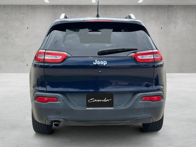 Used 2016 Jeep Cherokee Latitude FWD image 15