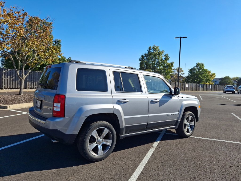 Used 2016 Jeep Patriot High Altitude AWD/4WD image 7