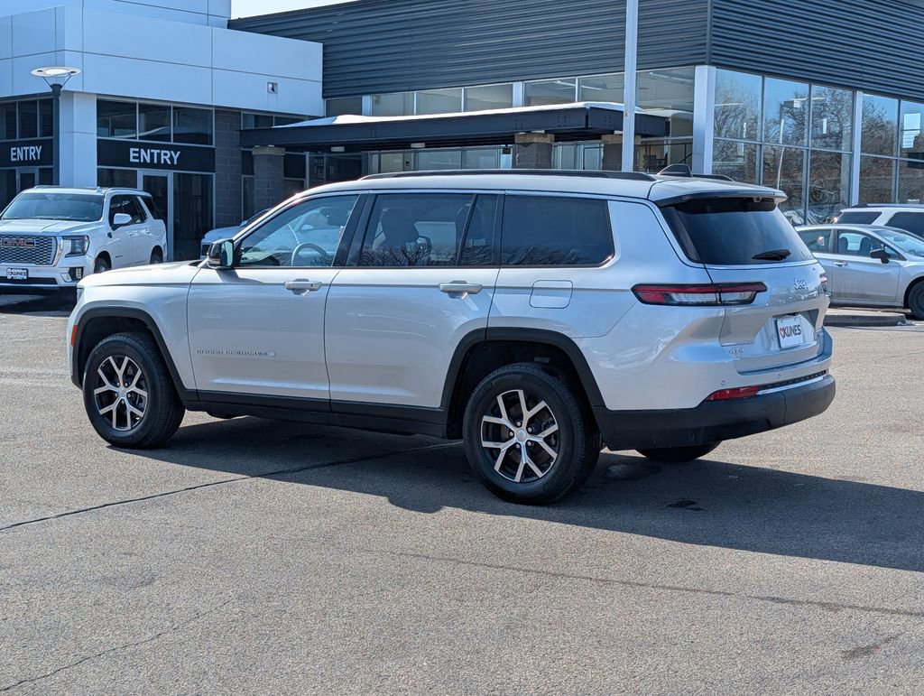 Used 2024 Jeep Grand Cherokee L Limited w/ Luxury Tech Group II image 5