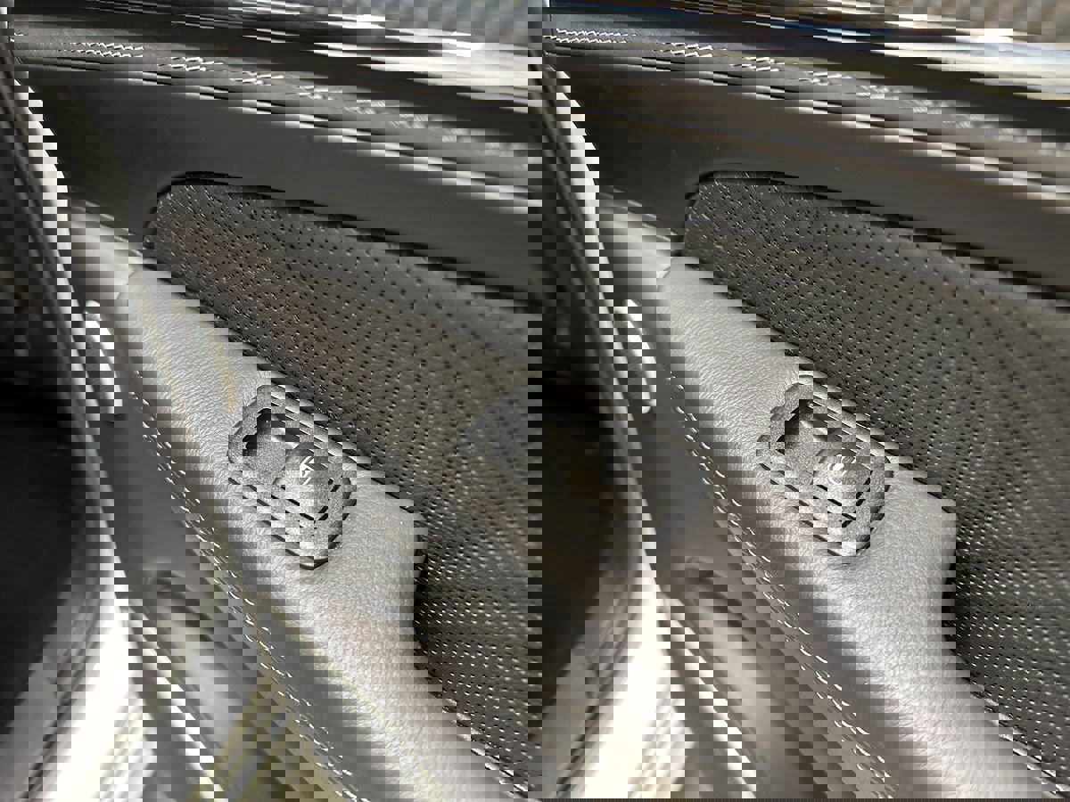 Used 2020 Jeep Grand Cherokee SRT AWD/4WD image 19