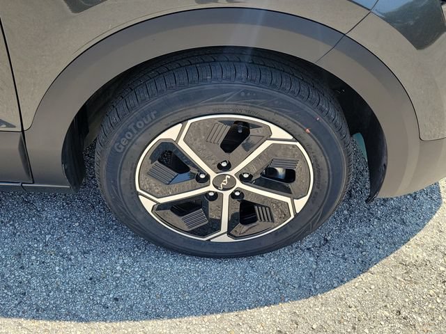 Used 2026 Kia Niro LX FWD image 7