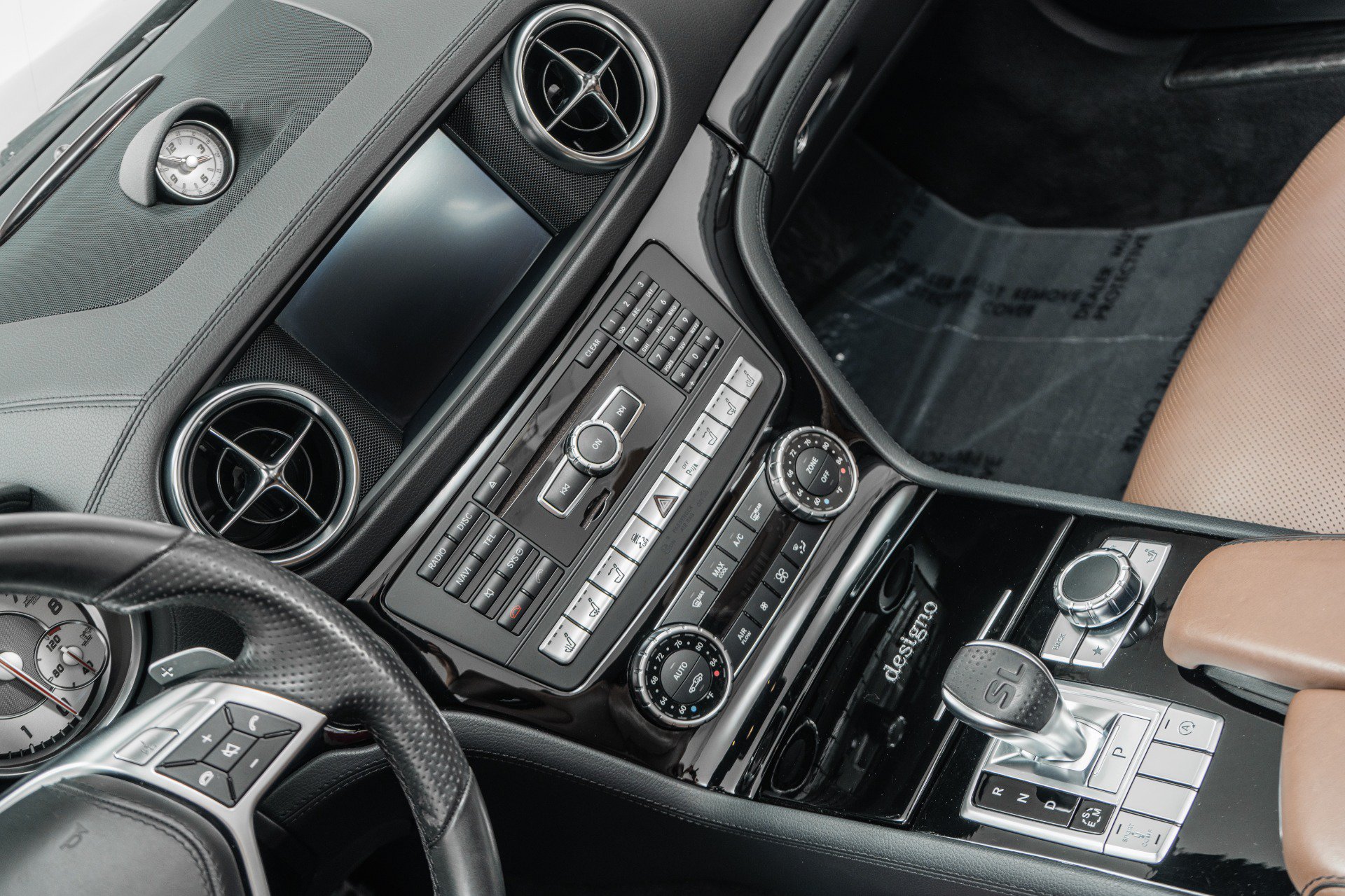 Used 2016 Mercedes-Benz SL 550 image 28
