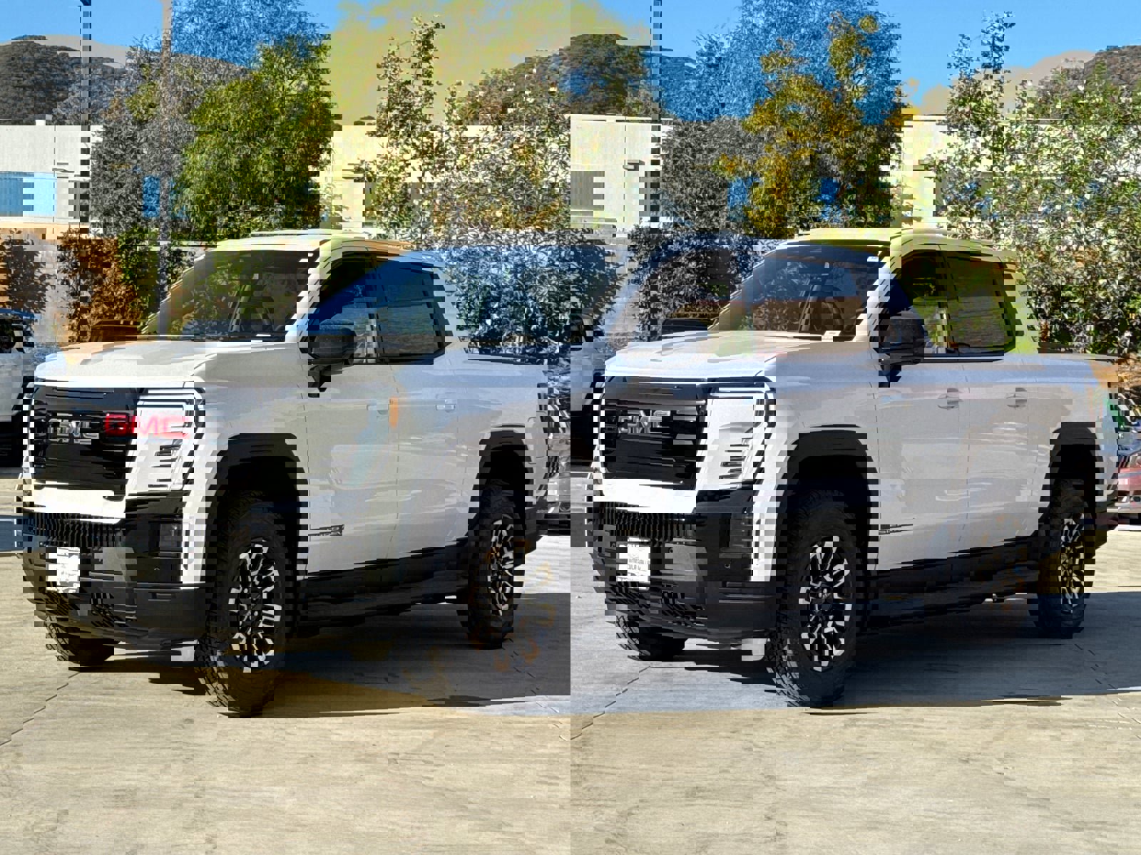 Used 2026 GMC Sierra EV Elevation image 4
