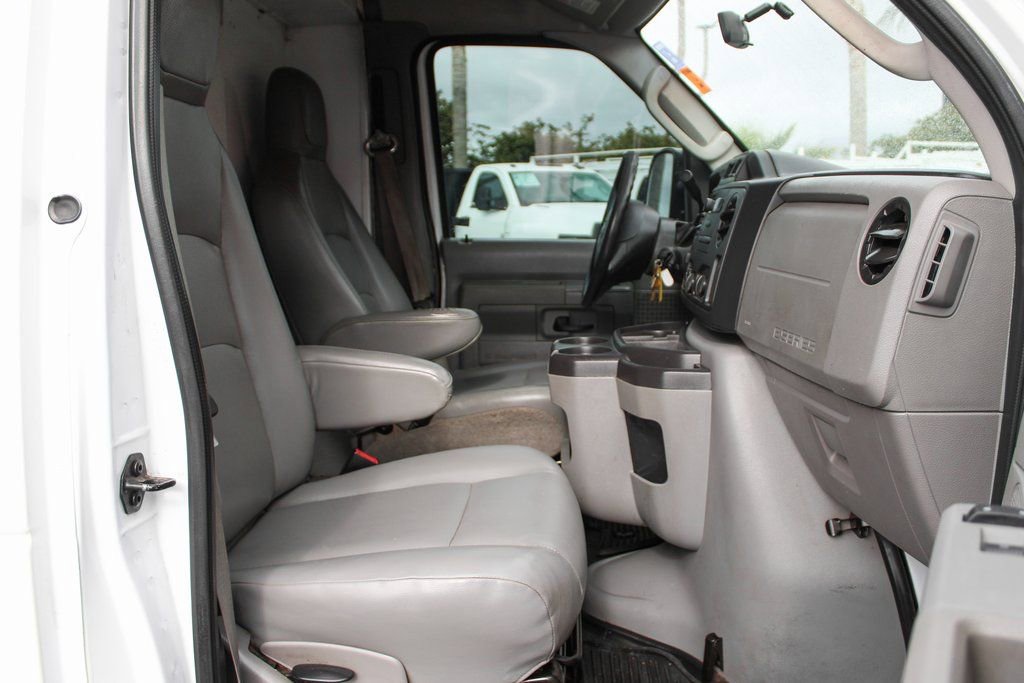 Used 2014 Ford E-350 and Econoline 350 Super Duty w/ Power Windows & Locks Group RWD image 31
