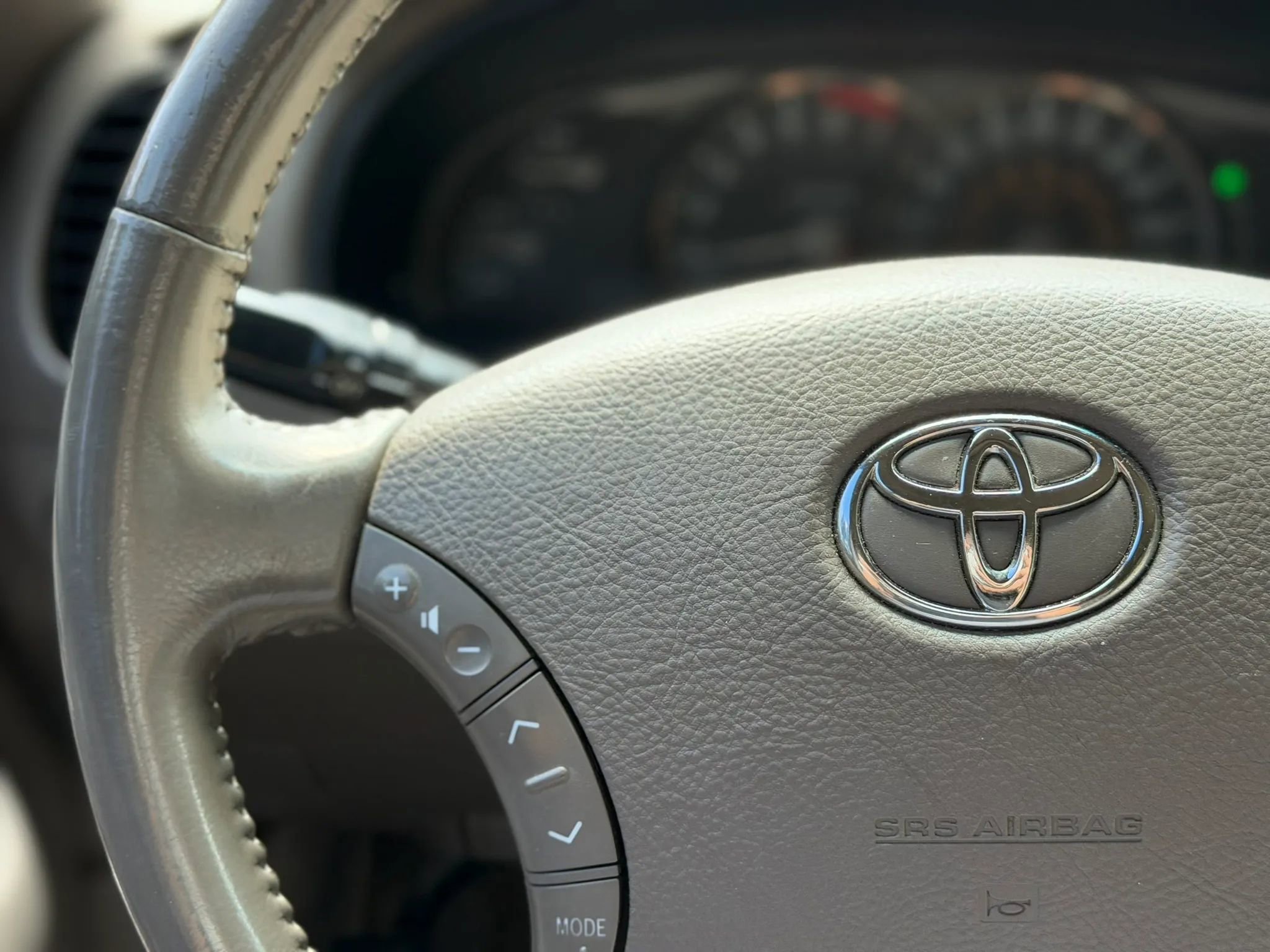 Used 2007 Toyota Sequoia SR5 RWD image 25