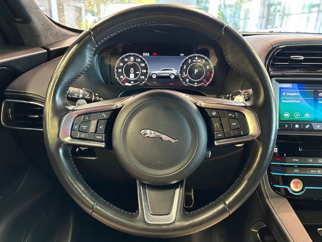 Used 2020 Jaguar F-PACE Checkered Flag image 26