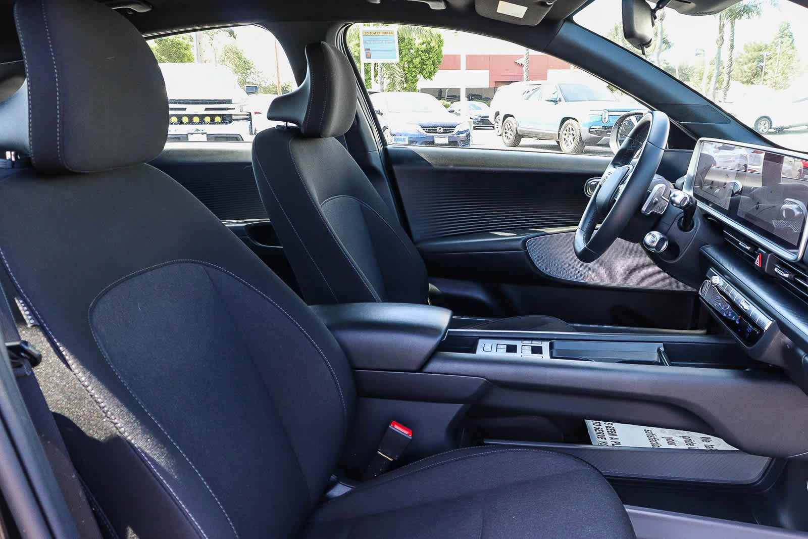 Used 2023 Hyundai Ioniq 6 SE RWD image 19