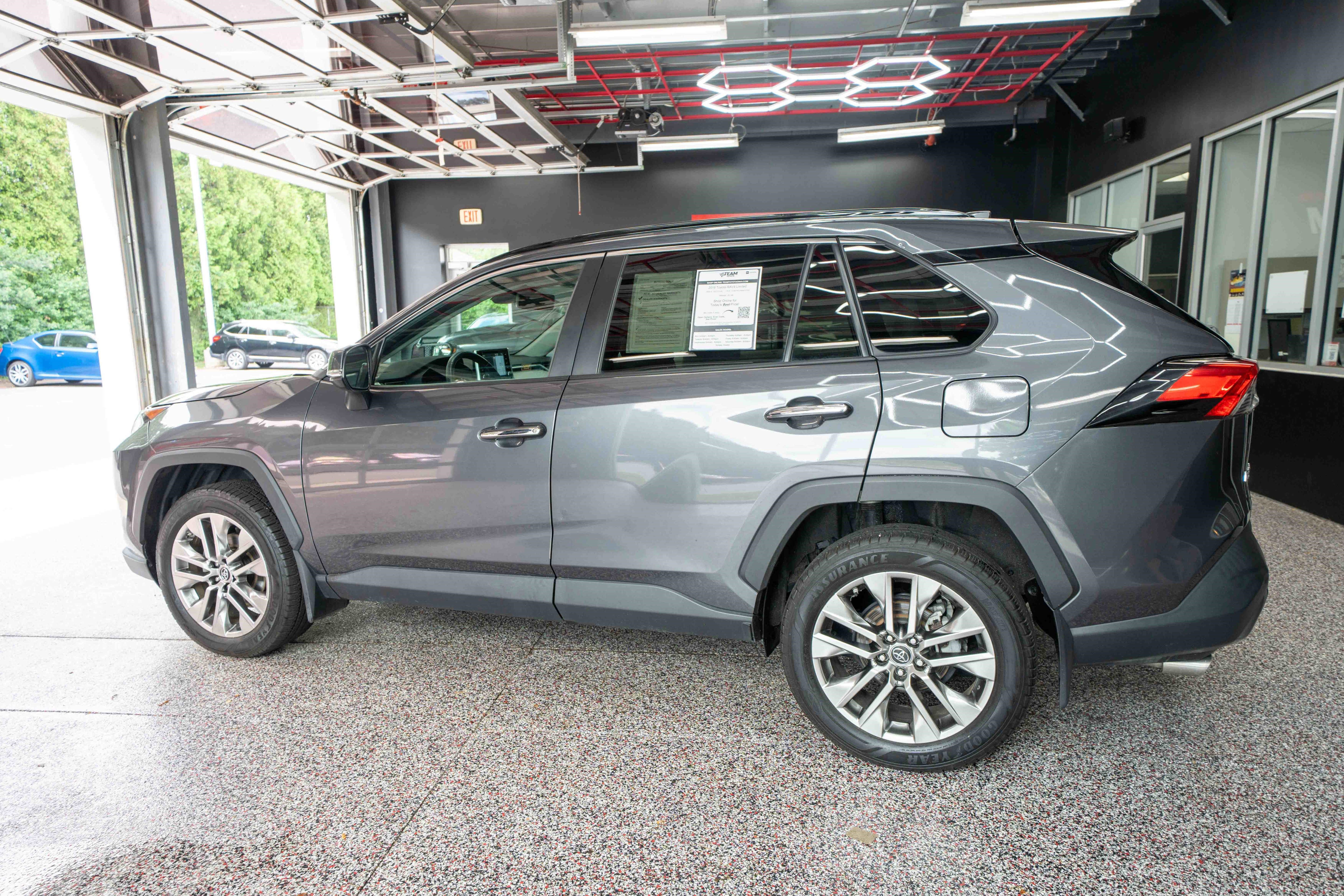 Used 2019 Toyota RAV4 Limited w/ All Weather Liner Package AWD/4WD image 2