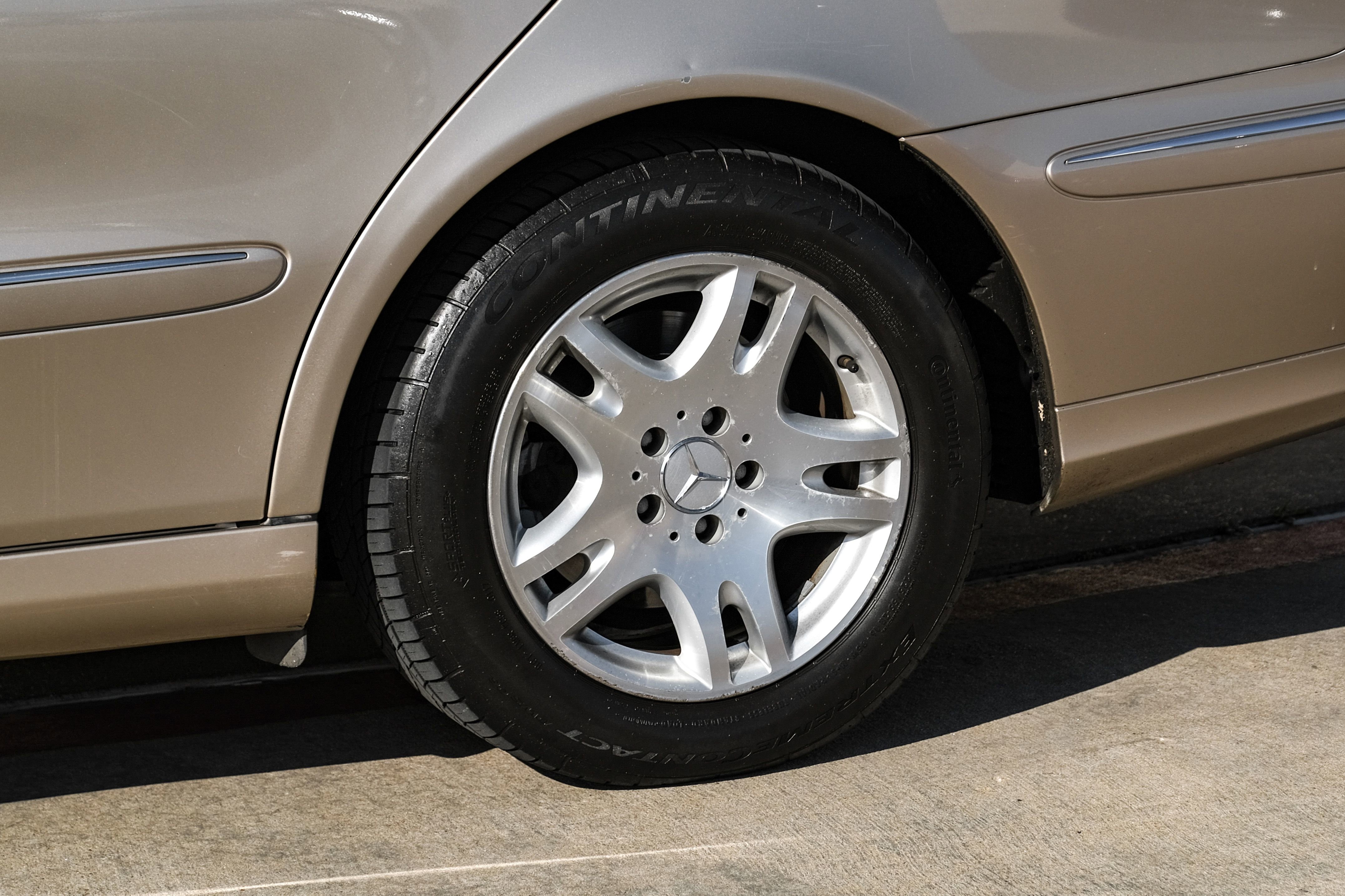 Used 2004 Mercedes-Benz E 320 4MATIC Wagon image 53