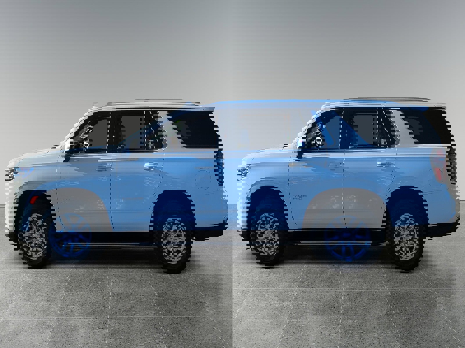 Used 2024 Chevrolet Tahoe LT image 2