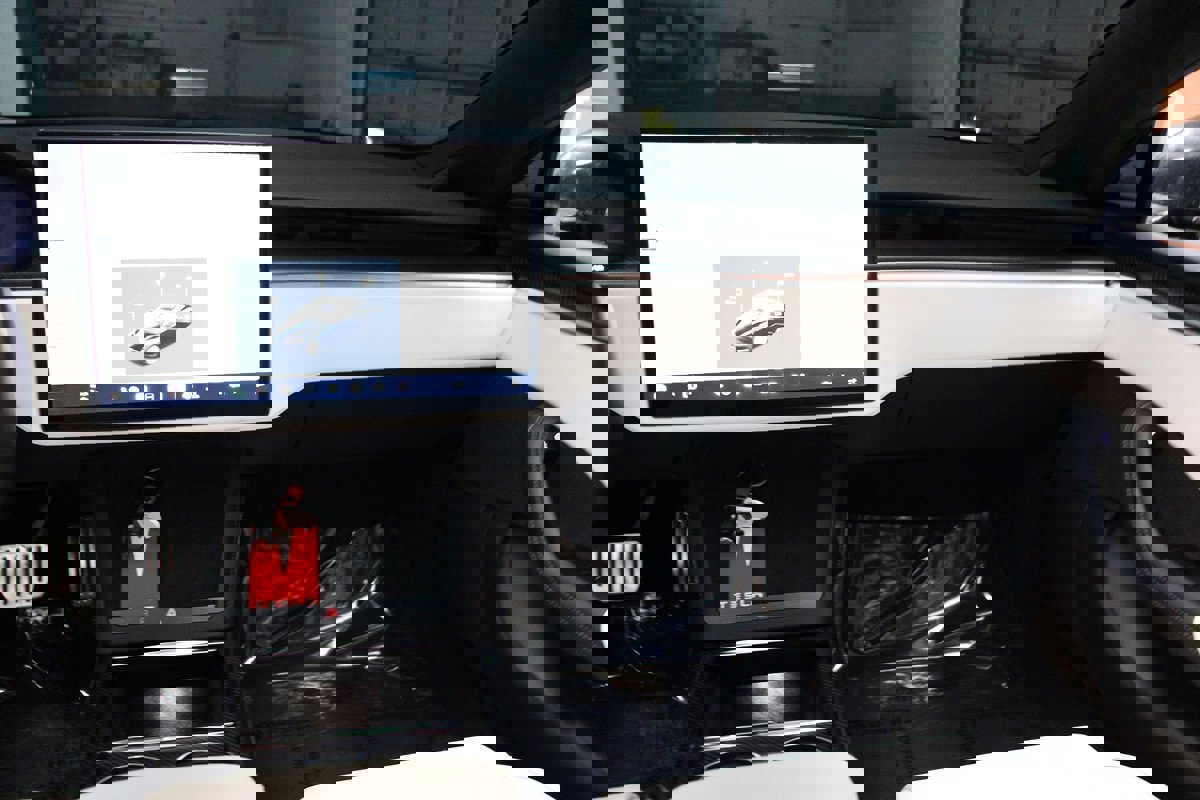Used 2022 Tesla Model S Plaid image 36