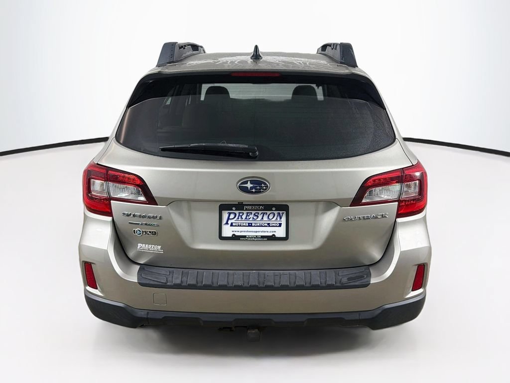 Used 2016 Subaru Outback 2.5i Limited AWD/4WD image 6