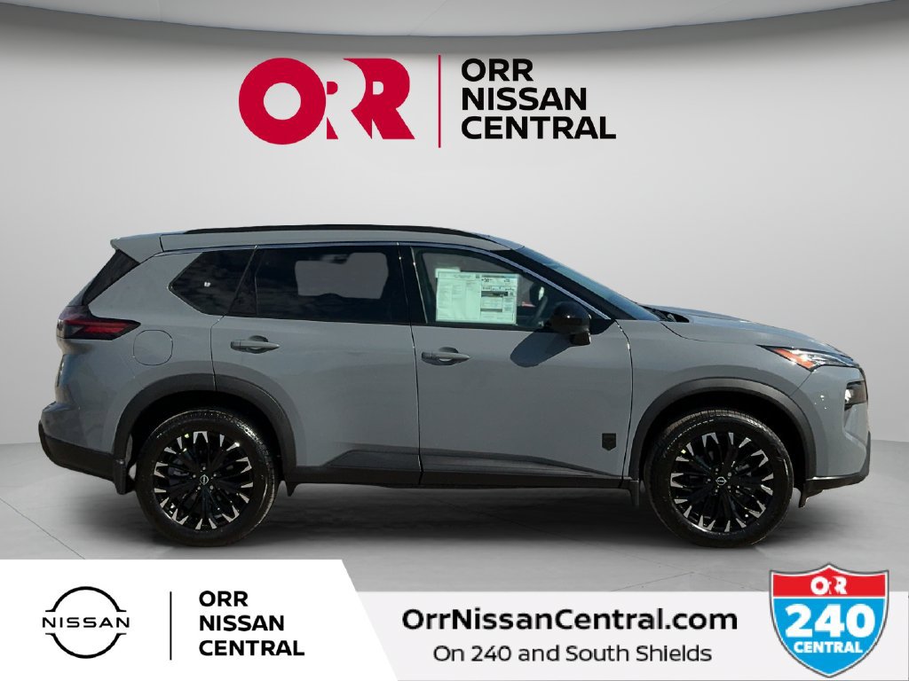New 2027 Nissan Rogue Dark Armor FWD image 4