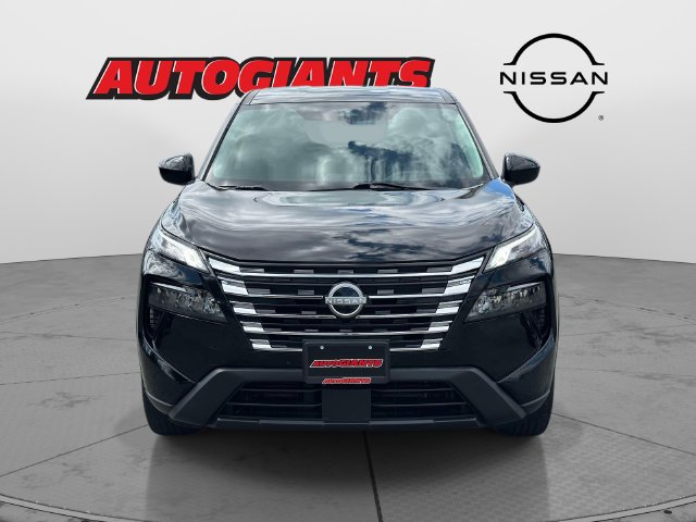 Used 2024 Nissan Rogue SV AWD/4WD image 9