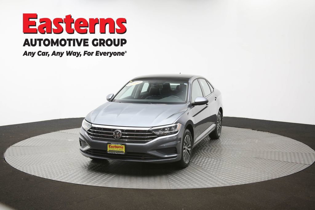 Used 2020 Volkswagen Jetta SE w/ SE Cold Weather Package image 56