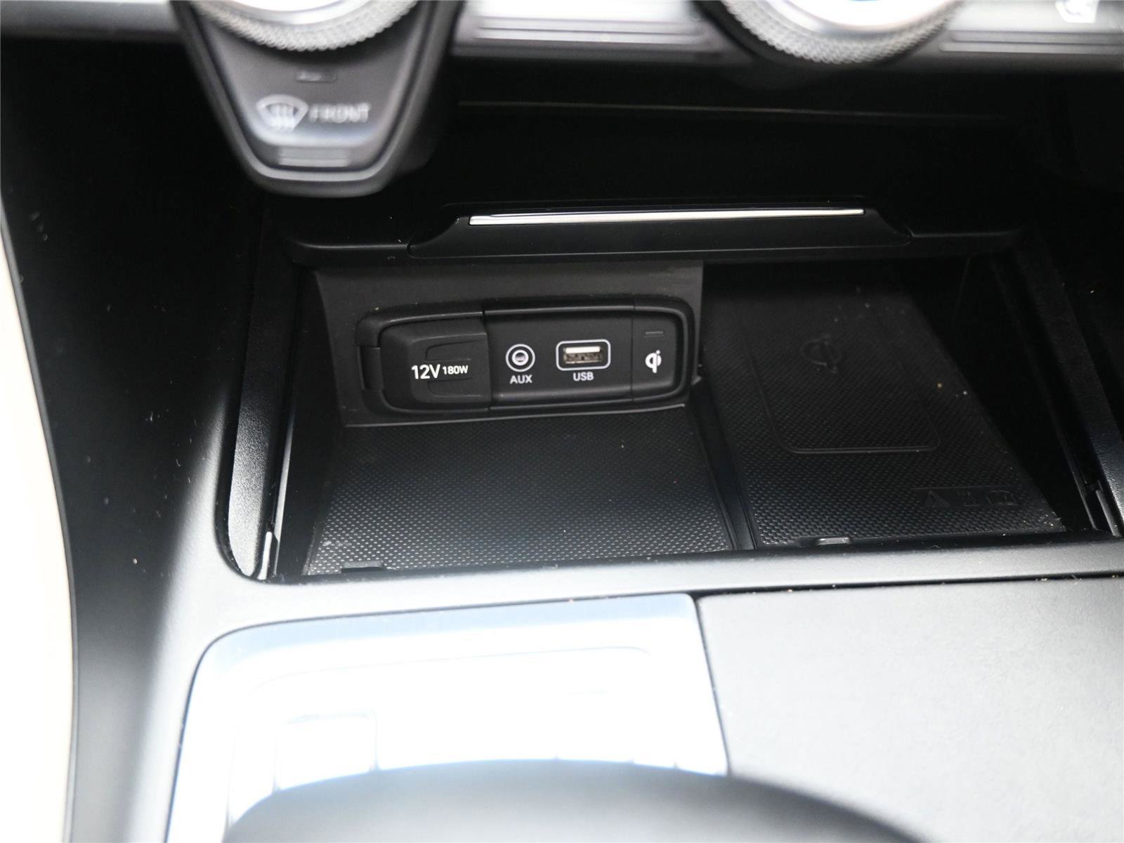 Used 2021 Genesis G70 2.0T w/ Prestige Package image 15