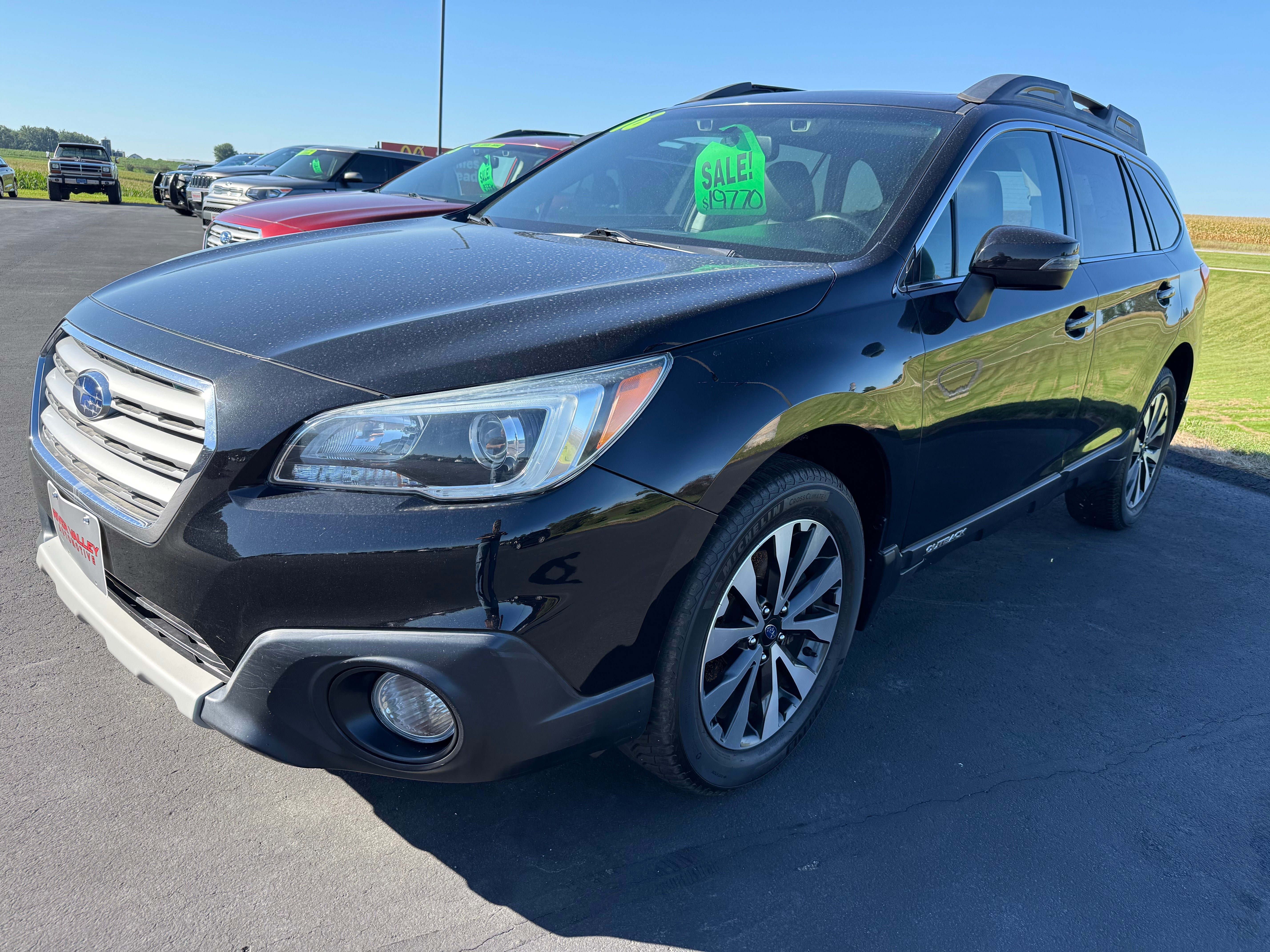 Used 2016 Subaru Outback 3.6R Limited AWD/4WD image 1