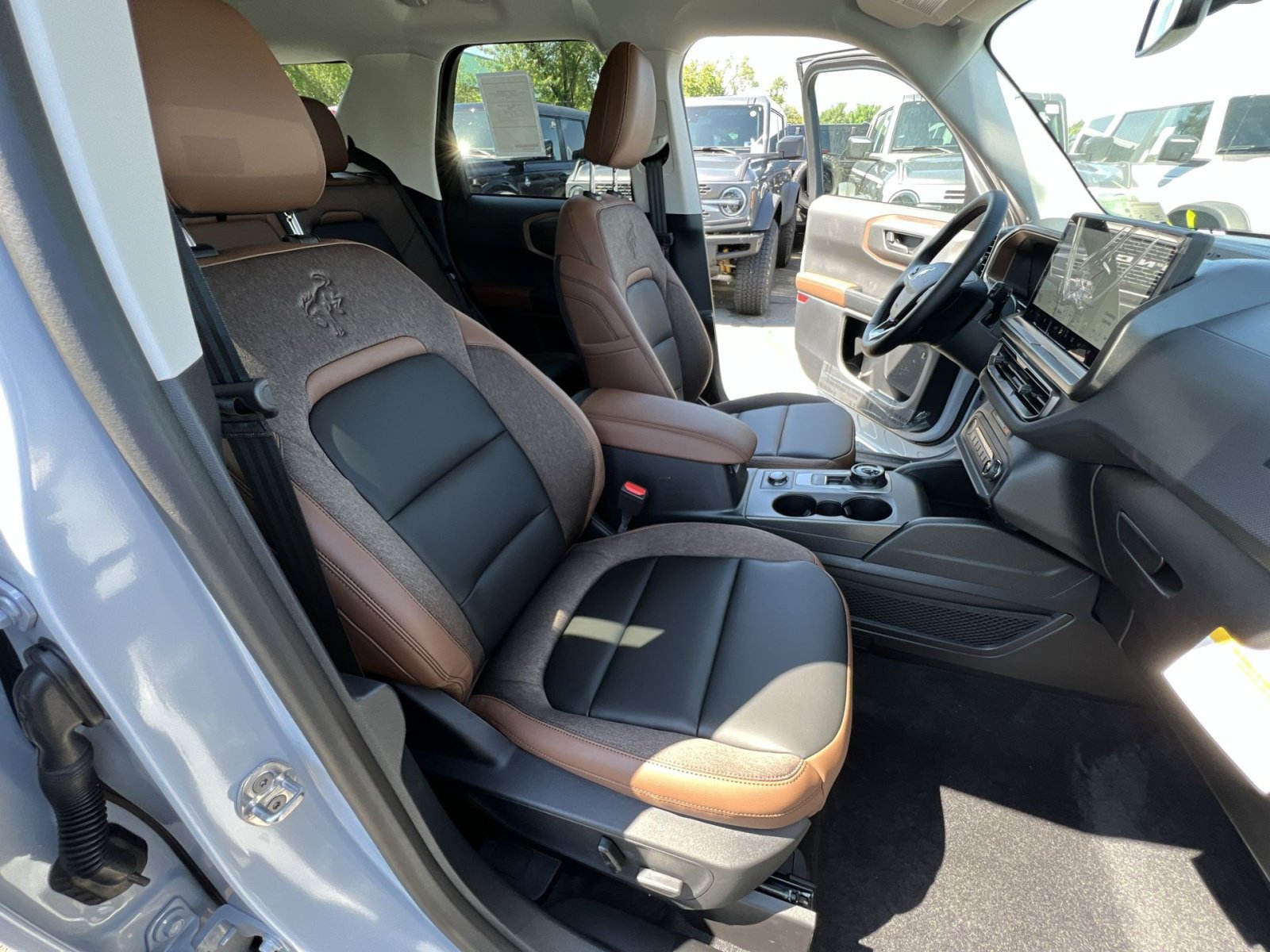 New 2026 Ford Bronco Sport Outer Banks w/ Outer Banks Tech Package+ AWD/4WD image 34