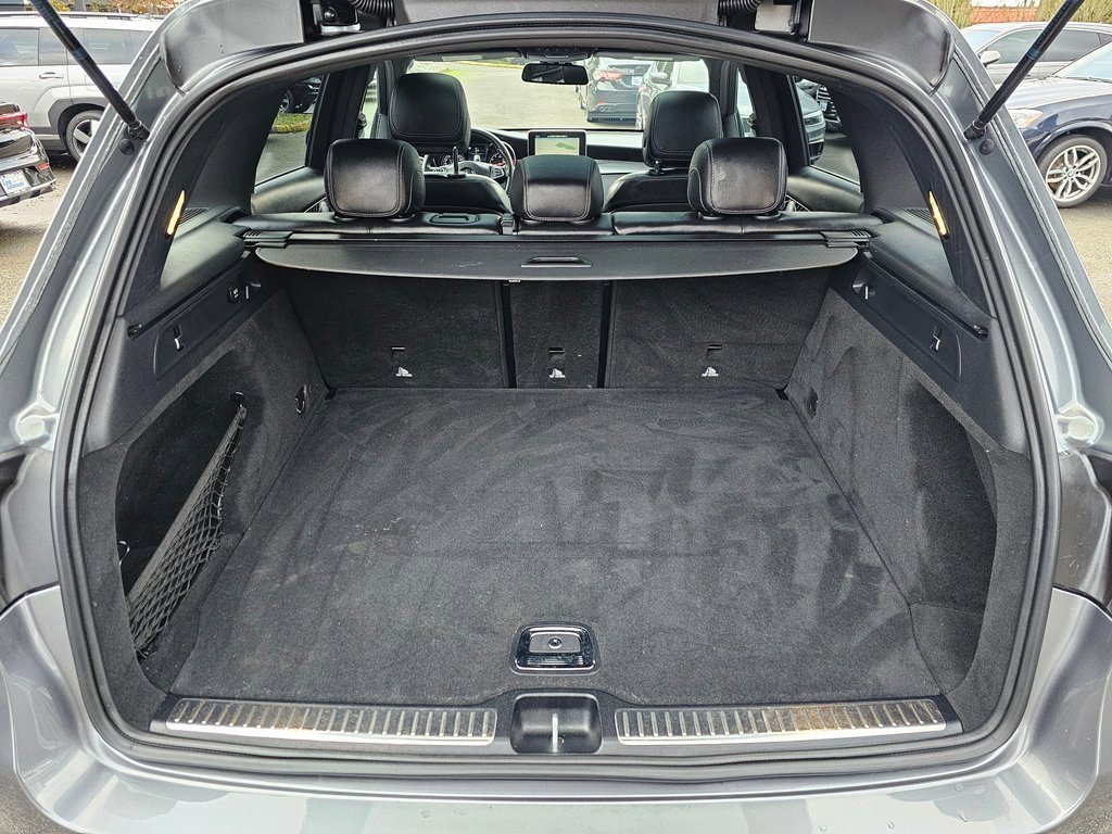 Used 2018 Mercedes-Benz GLC 300 4MATIC image 24