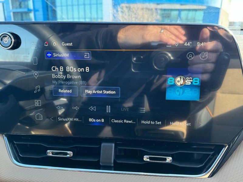 New 2026 Chevrolet Equinox ACTIV FWD image 14