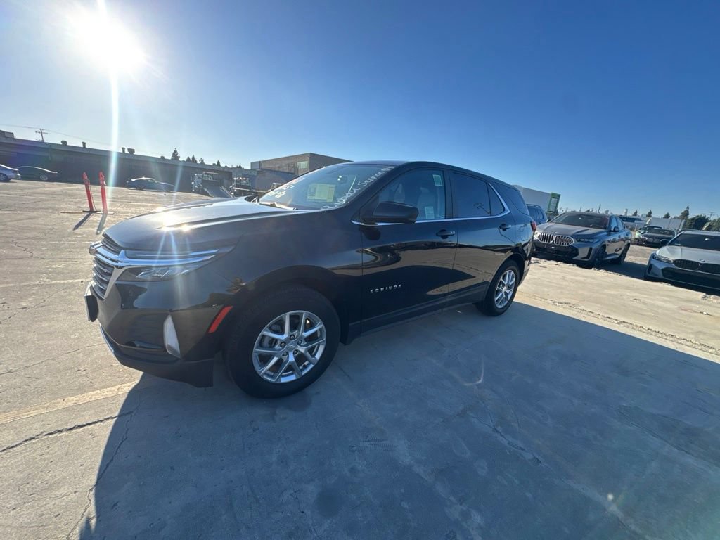 Used 2023 Chevrolet Equinox LT w/ Driver Convenience Package FWD image 12