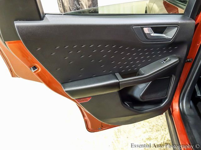 Used 2020 Ford Escape SEL image 20