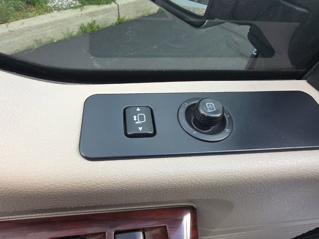 Used 2008 Ford F250 Lariat AWD/4WD image 19