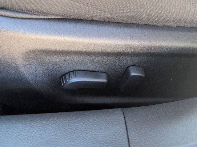 Used 2025 Nissan Altima 2.5 SV FWD image 14