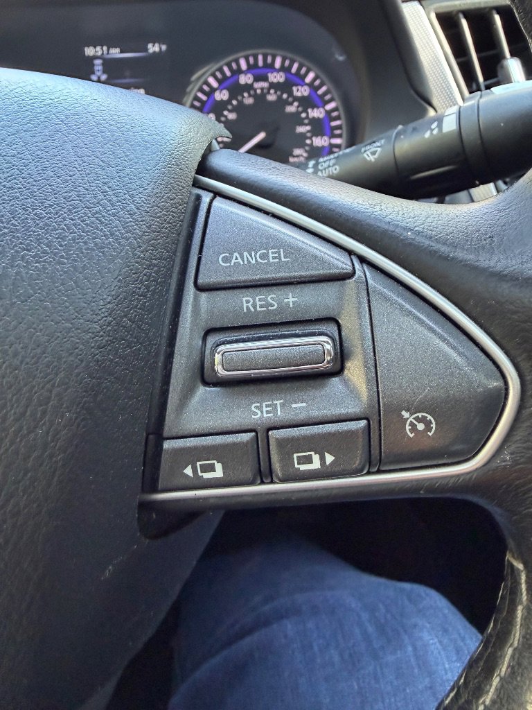 Used 2016 INFINITI Q50 3.0t Premium w/ Driver Assistance Package image 12