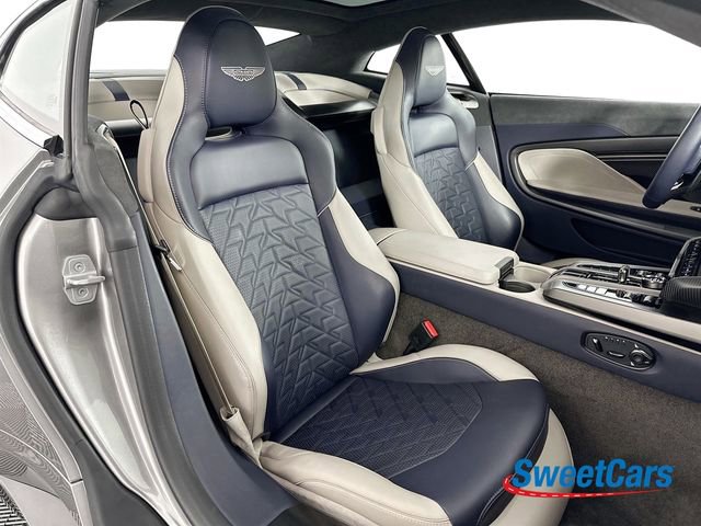 Used 2025 Aston Martin Vanquish RWD image 12