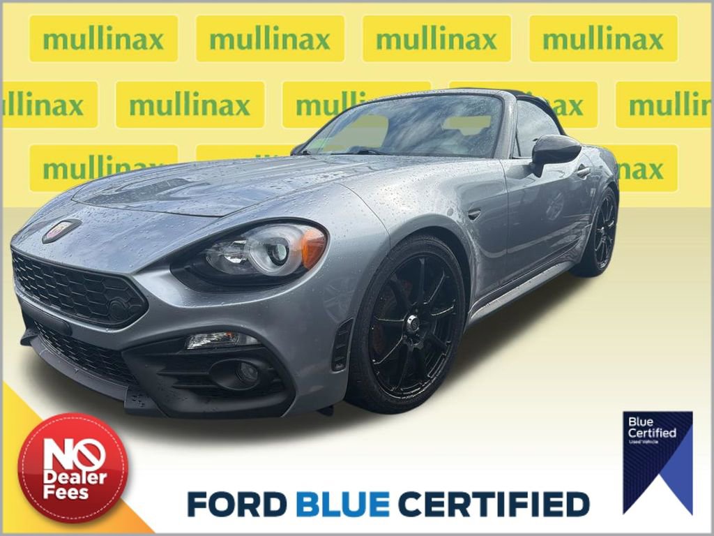 Used 2017 FIAT 124 Spider Abarth image 1