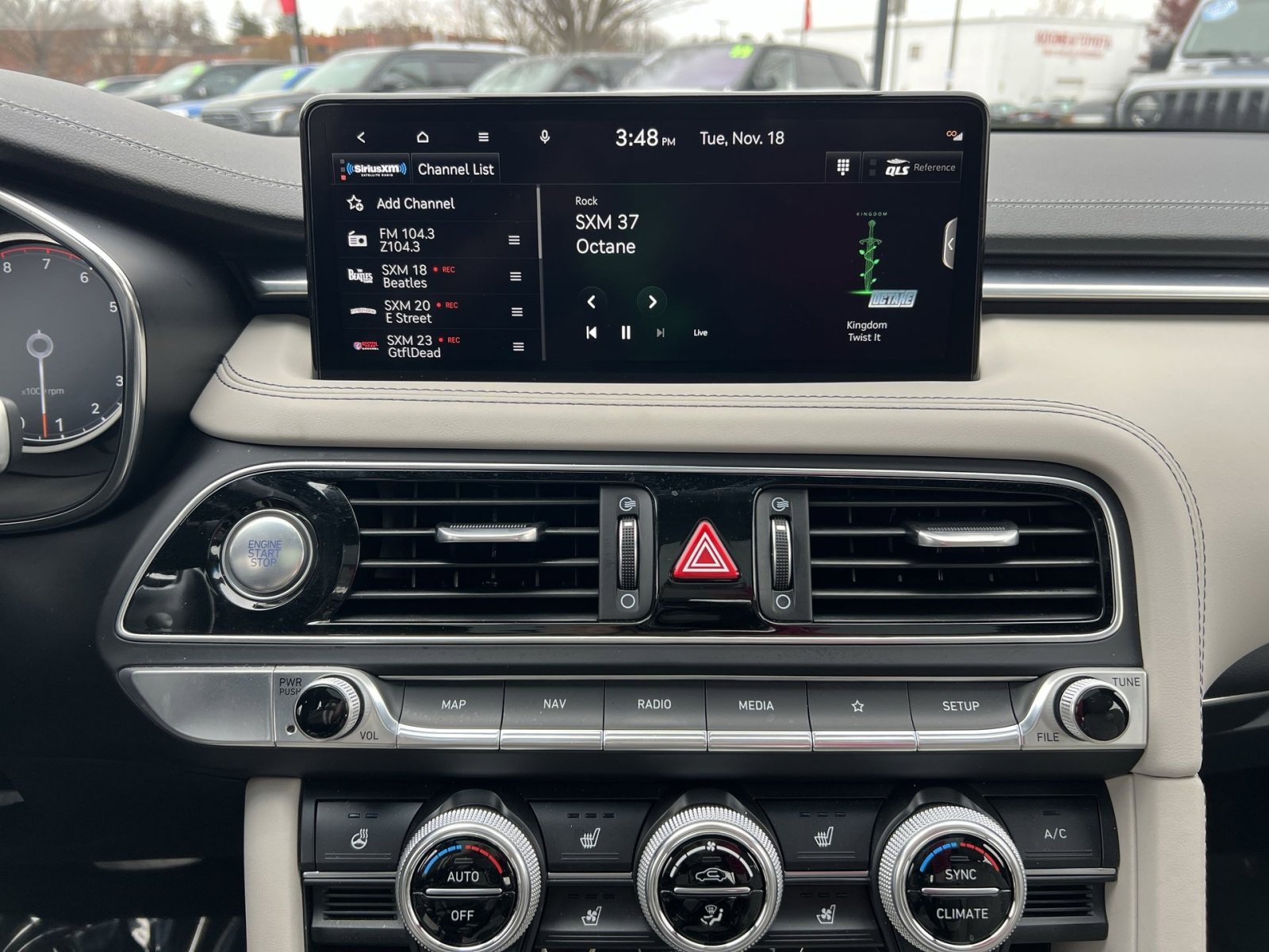 Used 2023 Genesis G70 3.3T w/ Sport Prestige Package image 18