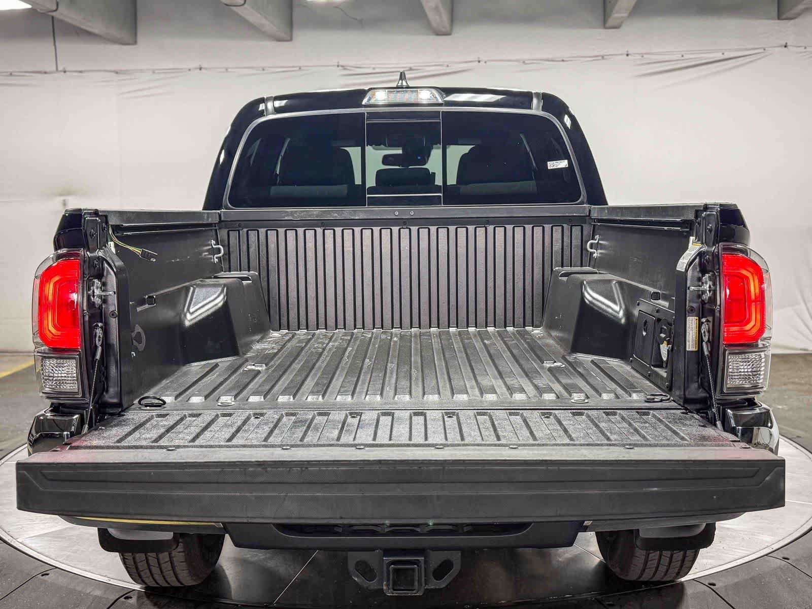Certified 2023 Toyota Tacoma TRD Off-Road AWD/4WD image 28