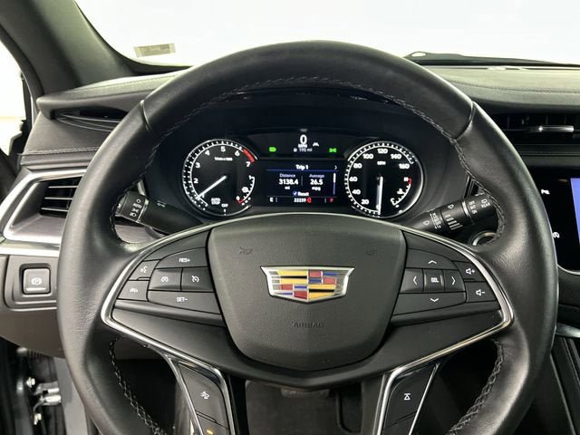 Certified 2022 Cadillac XT5 Luxury FWD image 11