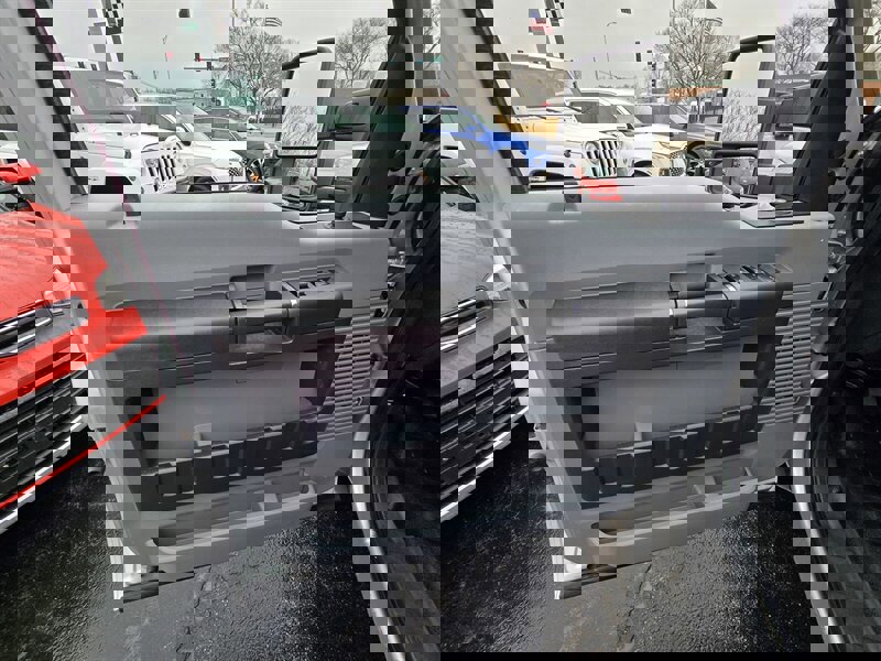 Used 2016 Ford F250 XL w/ Power Equipment Group image 11