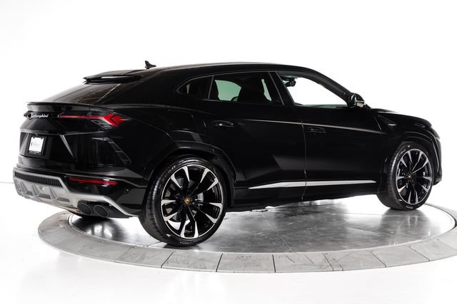 Used 2022 Lamborghini Urus AWD/4WD image 7